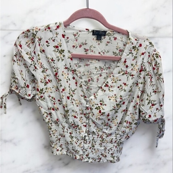 J for Justify Multicolored Crop Blouse with Ruched Tie Front - Picture 1 of 8